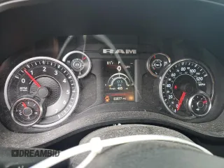 2021 Ram 1500 Big Horn z VIN 1C6SRFMT0MN796805, wystawiony jako Copart lot #51734255 z przebiegiem 83 877 mil mil oraz Szkoda całkowita • Salvage title. Historia ofert i sprzedaży dostępna na DreamBid. Obrazek 9.