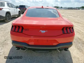 2024 Ford Mustang EcoBoost с VIN 1FA6P8TH7R5118719, выставлен на аукционе Copart как лот 59622685 с пробегом 1 760 миль миль и Списание • Salvage title. История ставок и продаж доступна на DreamBid. Изображение 6.