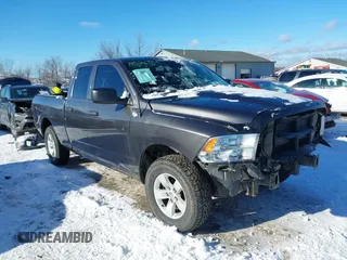 2018 Ram 1500 Express with VIN 1C6RR7FG4JS260831, listed as a IAAI auction lot 41294871 with 71,097 mi miles. Bid and sale history available at carsss.com. Image 1.