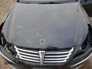 2012 Hyundai Equus Signature with VIN KMHGH4JH3CU055327, listed as a Copart auction lot 44697385 with 157,183 mi miles and Salvage Title. Bid and sale history available at DreamBid. Image 12.