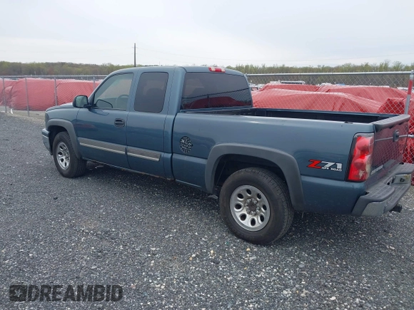2006 Chevrolet Silverado 1500 LT3 with VIN 1GCEK19Z06Z198252, listed as a IAAI auction lot 42016369 with 317,834 mi miles and . Bid and sale history available at DreamBid. Image 3.