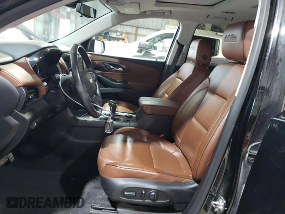 2018 Chevrolet Traverse High Country z VIN 1GNEVKKW6JJ220735, wystawiony jako Copart lot #56122855 z przebiegiem 107 211 mil mil oraz Szkoda całkowita • Salvage title. Historia ofert i sprzedaży dostępna na DreamBid. Obrazek 7.