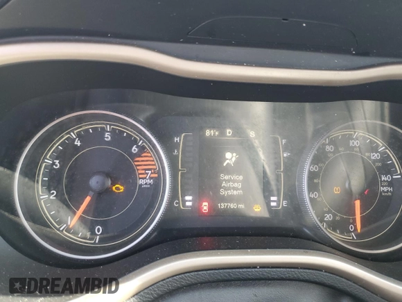 2017 Jeep Cherokee Latitude z VIN 1C4PJLCB7HW559306, wystawiony jako Copart lot #62612385 z przebiegiem 137 760 mil mil oraz Szkoda całkowita • Salvage title. Historia ofert i sprzedaży dostępna na DreamBid. Obrazek 9.