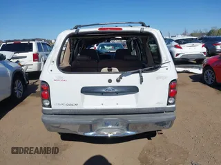2000 Ford Explorer XLT с VIN 1FMZU63P8YZB84601, выставлен на аукционе IAAI как лот 41340435 с пробегом 132 511 миль миль и . История ставок и продаж доступна на DreamBid. Изображение 16.