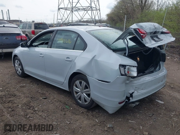 2017 Volkswagen Jetta S с VIN 3VW2B7AJ3HM384428, выставлен на аукционе IAAI как лот 41942676 с пробегом 57 167 миль миль и . История ставок и продаж доступна на DreamBid. Изображение 3.