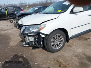 2015 Nissan Pathfinder Platinum with VIN 5N1AR2MN0FC648839, listed as a IAAI auction lot 41954795 with 123,730 mi miles. Bid and sale history available at carsss.com. Image 6.