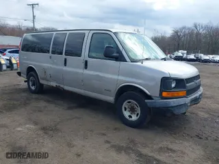 2006 Chevrolet Express Passenger with VIN 1GAHG39U361166689, listed as a IAAI auction lot 41787278 with 222,990 mi miles. Bid and sale history available at carsss.com. Image 1.