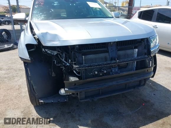 2018 Volkswagen Atlas SE with VIN 1V2DP2CA3JC599181, listed as a IAAI auction lot 42293017 with 70,589 mi miles and . Bid and sale history available at DreamBid. Image 6.