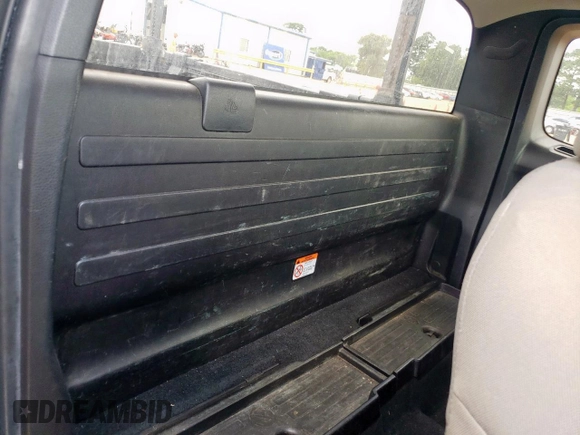 2022 Toyota Tacoma SR z VIN 3TYRX5GN2NT039991, wystawiony jako Copart lot #61643575 z przebiegiem 85 847 mil mil oraz Czysty tytuł • Clean title. Historia ofert i sprzedaży dostępna na DreamBid. Obrazek 10.