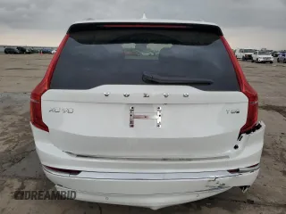2025 Volvo XC90 Plug-In Hybrid Ultra z VIN YV4H60PF3S1312691, wystawiony jako Copart lot #51518005 z przebiegiem Nie podano mil oraz Szkoda całkowita • Salvage title. Historia ofert i sprzedaży dostępna na DreamBid. Obrazek 6.