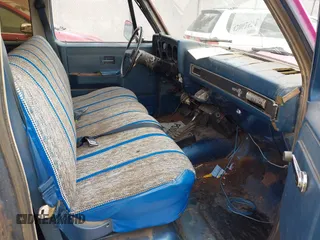 1981 Chevrolet Suburban z VIN 1G8EK16L5BF127764, wystawiony jako IAAI lot #42062572 z przebiegiem 83 014 mil mil oraz . Historia ofert i sprzedaży dostępna na DreamBid. Obrazek 5.