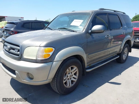 2004 Toyota Sequoia SR5 with VIN 5TDZT34A64S232608, listed as a IAAI auction lot 42032369 with 236,863 mi miles. Bid and sale history available at carsss.com. Image 2.