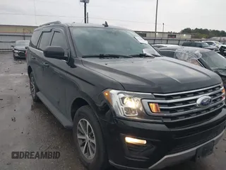 2020 Ford Expedition XLT with VIN 1FMJU1HT4LEA66163, listed as a IAAI auction lot 41200409 with 47,192 mi miles. Bid and sale history available at carsss.com. Image 1.