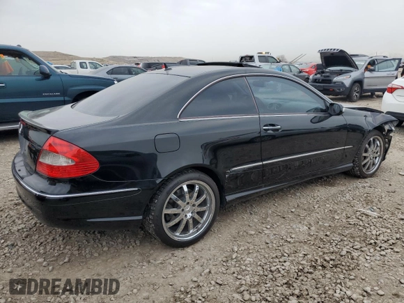 2007 Mercedes-Benz CLK-Class 5.5L with VIN WDBTJ72H47F211102, listed as a Copart auction lot 87902155 with 35,707 mi miles and Salvage Title. Bid and sale history available at carsss.com. Image 3.