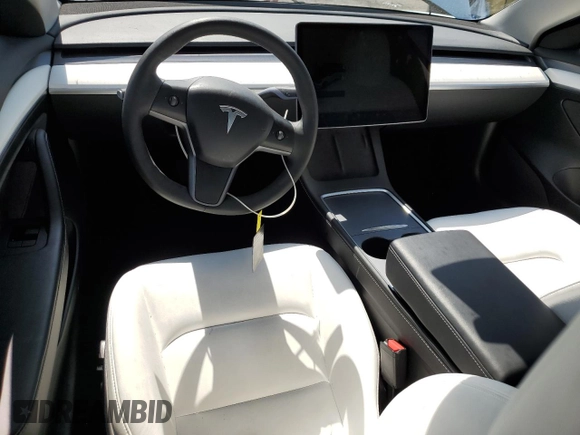 2023 Tesla Model 3 z VIN 5YJ3E1EA6PF517935, wystawiony jako Copart lot #60980325 z przebiegiem 45 496 mil mil oraz Szkoda całkowita • Salvage title. Historia ofert i sprzedaży dostępna na DreamBid. Obrazek 8.