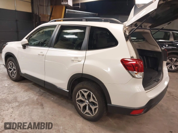 2020 Subaru Forester Premium with VIN JF2SKAJC3LH413653, listed as a IAAI auction lot 42480690 with 70,474 mi miles and . Bid and sale history available at DreamBid. Image 3.