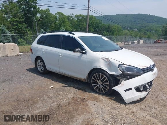 2014 Volkswagen Jetta TDI with VIN 3VWML7AJXEM622874, listed as a IAAI auction lot 42440544 with 196,983 mi miles and . Bid and sale history available at DreamBid. Image 1.