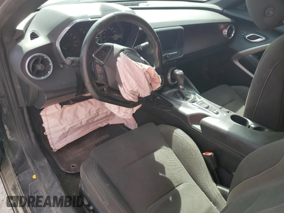 2017 Chevrolet Camaro 1LT z VIN 1G1FB1RX8H0213048, wystawiony jako Copart lot #56724075 z przebiegiem Nie podano mil oraz Szkoda całkowita • Salvage title. Historia ofert i sprzedaży dostępna na DreamBid. Obrazek 8.