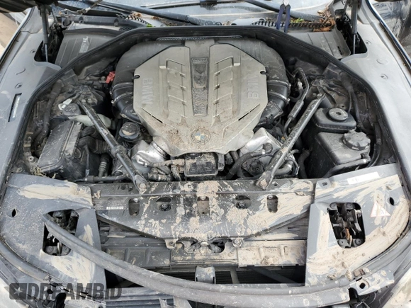 2010 BMW 7 Series 750Li xDrive with VIN WBAKC8C58ACY68671, listed as a Copart auction lot 56703235 with 122,083 mi miles and Salvage title. Bid and sale history available at DreamBid. Image 11.