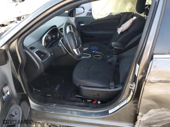 2013 Chrysler 200 Touring with VIN 1C3CCBBB0DN650409, listed as a Copart auction lot 80709703 with 91,170 mi miles and Salvage Title. Bid and sale history available at carsss.com. Image 7.