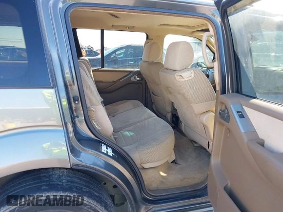 2005 Nissan Pathfinder SE with VIN 5N1AR18U45C751529, listed as a IAAI auction lot 41009894 with 167,023 mi miles. Bid and sale history available at carsss.com. Image 8.