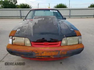 1992 Ford Mustang with VIN 1FACP41M7NF147556, listed as a Copart auction lot 62507715 with 19,195 mi miles and Clean title. Bid and sale history available at DreamBid. Image 6.