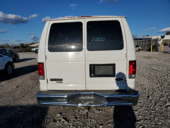 2006 Ford Econoline Passenger XL with VIN 1FBSS31L36HB03652, listed as a Copart auction lot 84521014 with 320,207 mi miles and Salvage Title. Bid and sale history available at carsss.com. Image 6.