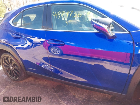 2021 Lexus UX with VIN JTHR9JBH1M2050209, listed as a IAAI auction lot 41874736 with 31,536 mi miles. Bid and sale history available at carsss.com. Image 12.