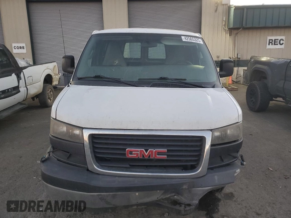 2016 GMC Savana Cargo with VIN 1GTW7AFF4G1172124, listed as a Copart auction lot 42565325 with 94,529 mi miles and Salvage Title. Bid and sale history available at carsss.com. Image 5.
