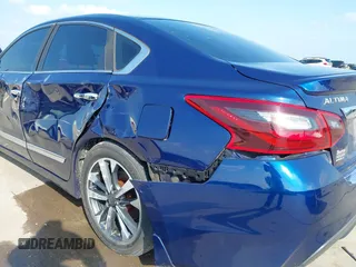 2017 Nissan Altima SV with VIN 1N4AL3AP9HC153145, listed as a IAAI auction lot 42085963 with 157,981 mi miles and . Bid and sale history available at carsss.com. Image 19.