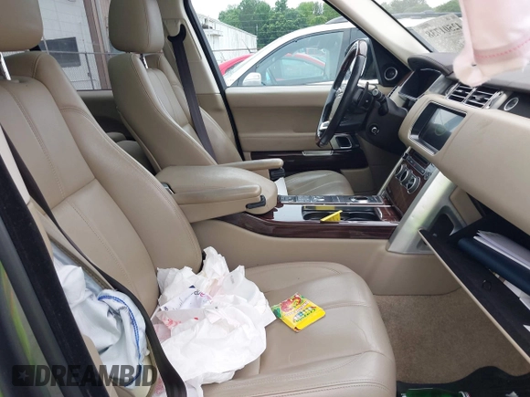 2017 Land Rover Range Rover z VIN SALGR2FV1HA347483, wystawiony jako IAAI lot #42501738 z przebiegiem 90 382 mil mil oraz . Historia ofert i sprzedaży dostępna na DreamBid. Obrazek 5.