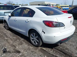 2010 Mazda Mazda3 i Touring with VIN JM1BL1SF1A1169933, listed as a IAAI auction lot 41832033 with 999,999 mi miles. Bid and sale history available at carsss.com. Image 3.