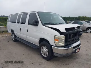 2010 Ford Econoline Passenger XL z VIN 1FBSS3BL6ADA87803, wystawiony jako IAAI lot #40281775 z przebiegiem 101 948 mil mil oraz . Historia ofert i sprzedaży dostępna na DreamBid. Obrazek 1.
