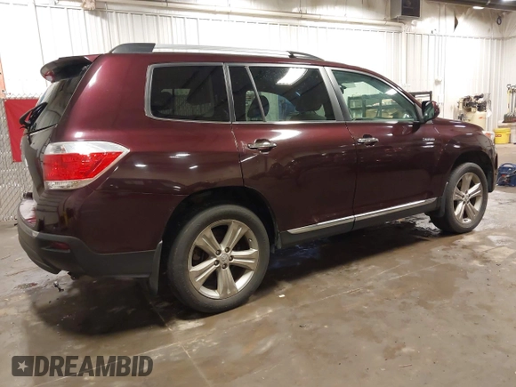 2013 Toyota Highlander Limited with VIN 5TDDK3EH0DS273650, listed as a IAAI auction lot 42488316 with 256,774 mi miles and . Bid and sale history available at DreamBid. Image 4.