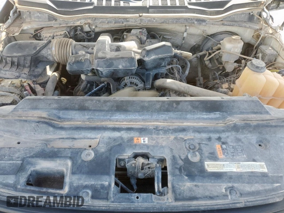 2018 Ford F-250 XL z VIN 1FT7W2B6XJED02815, wystawiony jako Copart lot #63016315 z przebiegiem 314 876 mil mil oraz Szkoda całkowita • Salvage title. Historia ofert i sprzedaży dostępna na DreamBid. Obrazek 11.