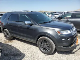 2019 Ford Explorer XLT с VIN 1FM5K8DH0KGA51826, выставлен на аукционе Copart как лот 52553815 с пробегом 98 279 миль миль и Списание • Salvage title. История ставок и продаж доступна на DreamBid. Изображение 4.