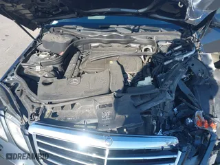 2012 Mercedes-Benz E-Class E 350 Luxury with VIN WDDHF5KB4CA560735, listed as a IAAI auction lot 41987988 with 177,146 mi miles. Bid and sale history available at carsss.com. Image 10.