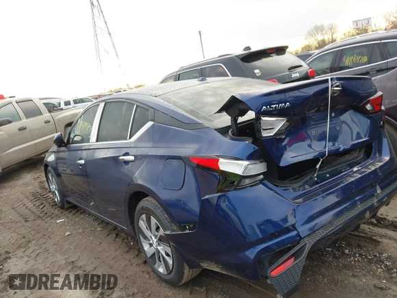 2019 Nissan Altima S with VIN 1N4BL4BV0KC159821, listed as a IAAI auction lot 41989875 with 129,026 mi miles and . Bid and sale history available at carsss.com. Image 3.
