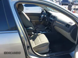 2012 Ford Fusion SE with VIN 3FAHP0HA7CR341742, listed as a IAAI auction lot 41670815 with 211,148 mi miles. Bid and sale history available at carsss.com. Image 5.