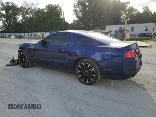 2012 Ford Mustang Premium z VIN 1ZVBP8AM6C5220199, wystawiony jako Copart lot #60164285 z przebiegiem 165 909 mil mil oraz Szkoda całkowita • Salvage title. Historia ofert i sprzedaży dostępna na DreamBid. Obrazek 2.