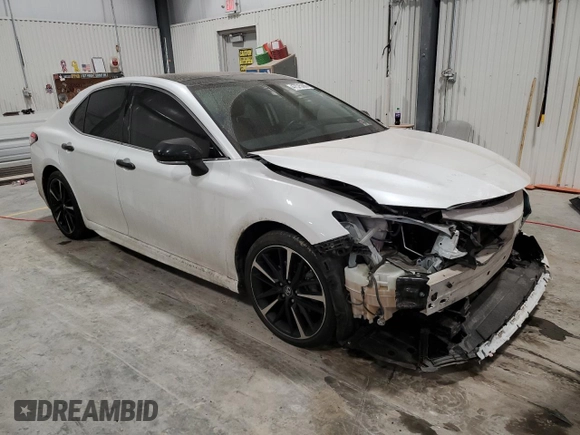 2019 Toyota Camry XSE with VIN 4T1B61HK6KU782041, listed as a Copart auction lot 47575385 with 103,098 mi miles and Salvage Title. Bid and sale history available at carsss.com. Image 4.
