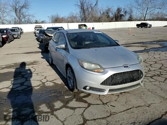 2014 Ford Focus ST with VIN 1FADP3L91EL399487, listed as a Copart auction lot 42525115 with 115,352 mi miles and Salvage Title. Bid and sale history available at carsss.com. Image 10.