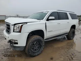 2018 GMC Yukon XL SLT with VIN 1GKS2GKC5JR345741, listed as a Copart auction lot 42585015 with 135,204 mi miles and Salvage Title. Bid and sale history available at carsss.com. Image 1.