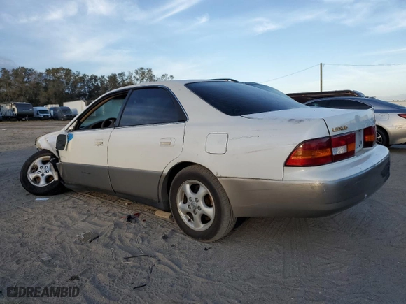 1997 Lexus ES 300 Luxury Sport Sdn with VIN JT8BF22G7V5003631, listed as a Copart auction lot 75107744 with 318,138 mi miles and Salvage Title. Bid and sale history available at carsss.com. Image 2.