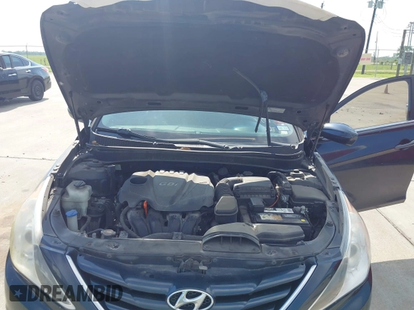 2013 Hyundai Sonata GLS z VIN 5NPEB4ACXDH505875, wystawiony jako IAAI lot #42409704 z przebiegiem 138 361 mil mil oraz . Historia ofert i sprzedaży dostępna na DreamBid. Obrazek 10.