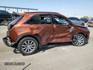 2021 Cadillac XT4 FWD Sport with VIN 1GYFZER49MF057541, listed as a Copart auction lot 70654544 with 35,441 mi miles and Non Repairable. Bid and sale history available at DreamBid. Image 3.