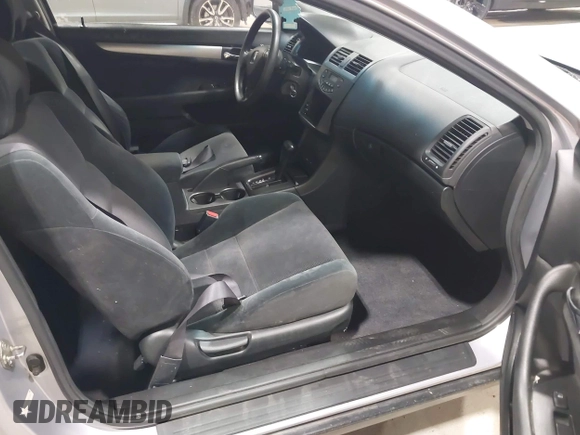 2003 Honda Accord LX z VIN 1HGCM72293A024810, wystawiony jako IAAI lot #42387653 z przebiegiem 161 587 mil mil oraz . Historia ofert i sprzedaży dostępna na DreamBid. Obrazek 5.