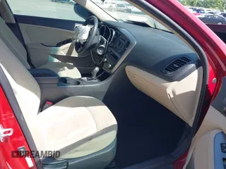 2011 Kia Optima LX z VIN KNAGM4A76B5072989, wystawiony jako IAAI lot #42296570 z przebiegiem 70 500 mil mil oraz . Historia ofert i sprzedaży dostępna na DreamBid. Obrazek 5.