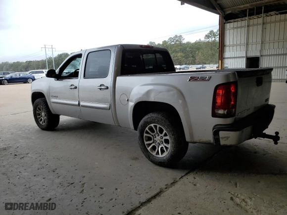 2013 GMC Sierra 1500 SLT with VIN 3GTP2WE24DG103610, listed as a Copart auction lot 77355784 with 278,236 mi miles and Salvage Title. Bid and sale history available at carsss.com. Image 2.