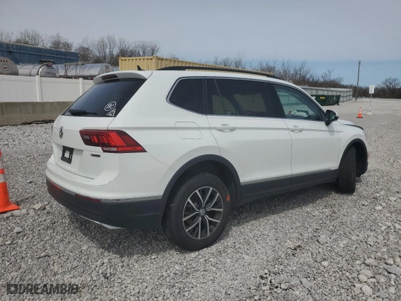 2020 Volkswagen Tiguan SE with VIN 3VV2B7AX0LM139555, listed as a Copart auction lot 51920835 with 43,631 mi miles and Salvage Title. Bid and sale history available at carsss.com. Image 3.